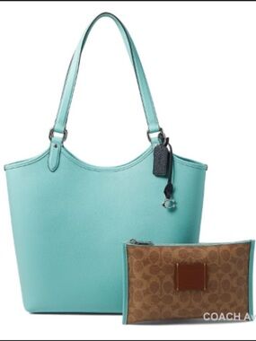 Coach Day Tote Pebbled Leather Tiffany Blue Navy C6337